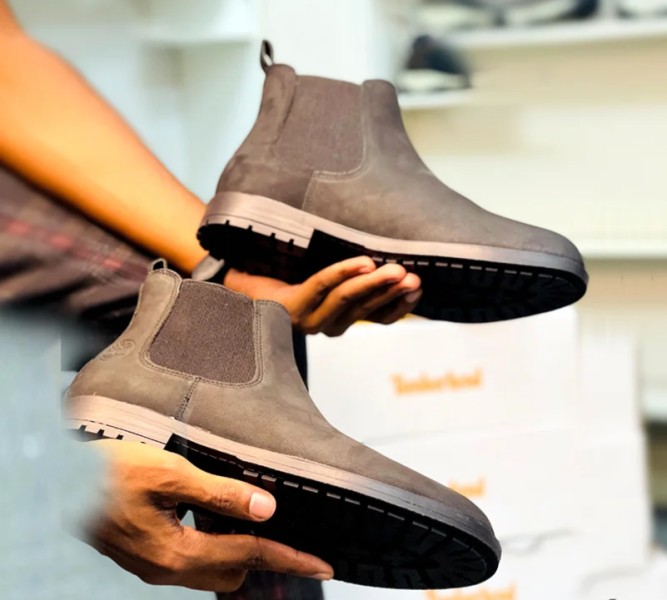 TL Ash Black Chelsea boot