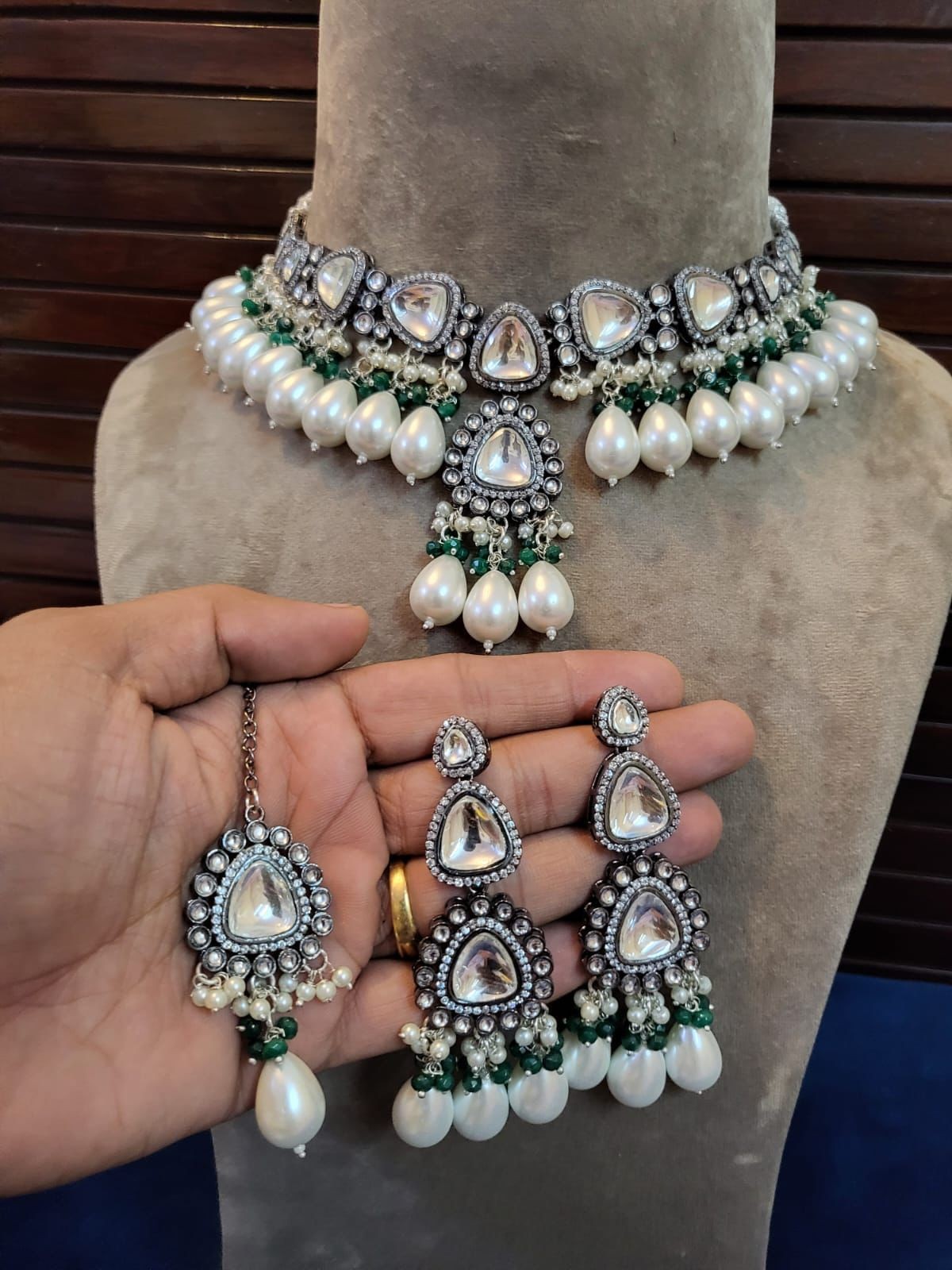 Necklace Set