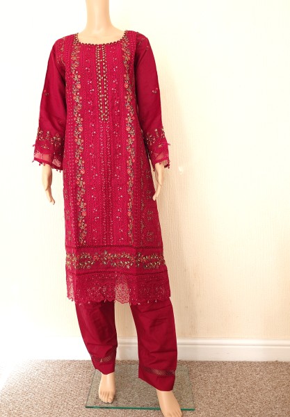 Sada Bahar Luxury Stitched 3 Piece Organza Collection - Maroon