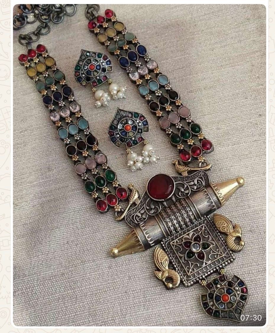 Oxy Fushion- Necklace Set