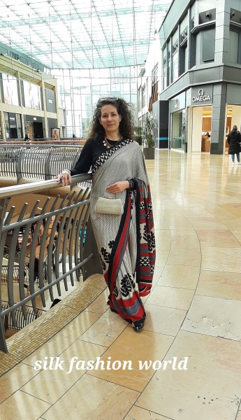 Rajshahi gorod silk saree with attached unstitched blouse piece