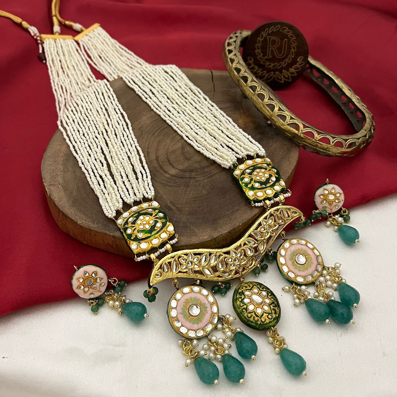 Necklace Set