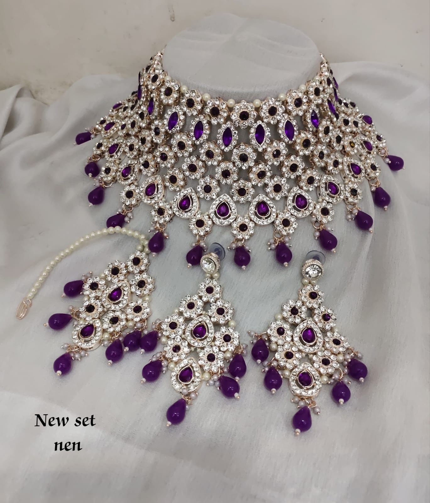 Necklace Set