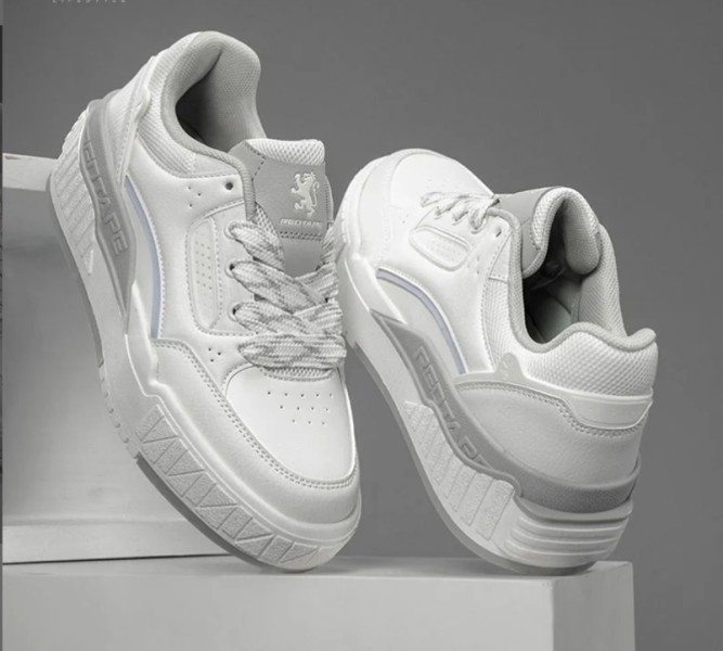 RT Sneakers gray