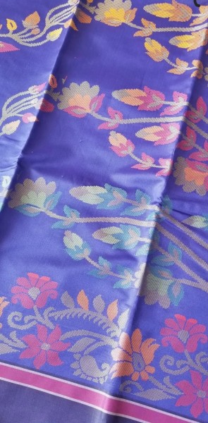 Rajshahi Silk saree with blouse piece